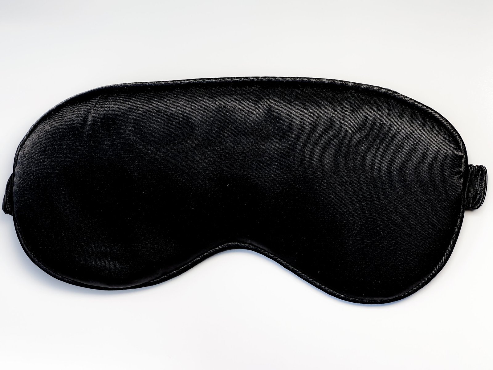 accessories-sleep-mask-1 Silky Sleep Mask - Image 5